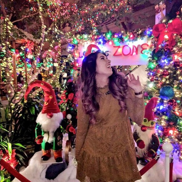 Meet your Posher, Mell - Picture 2 of 2